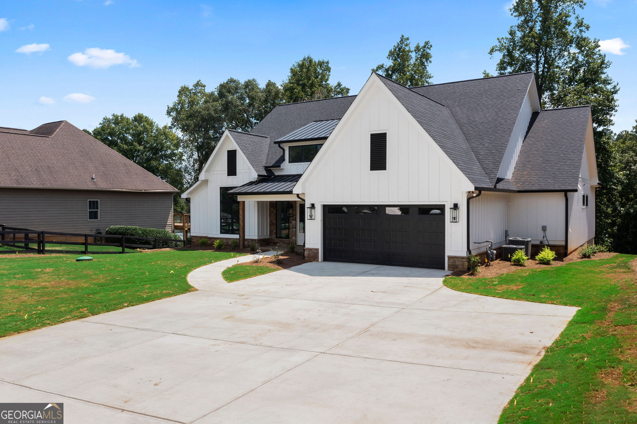 27 Linda RD SW