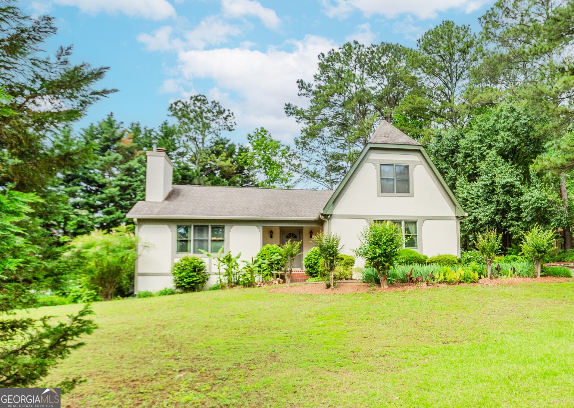 529 Arnold RD