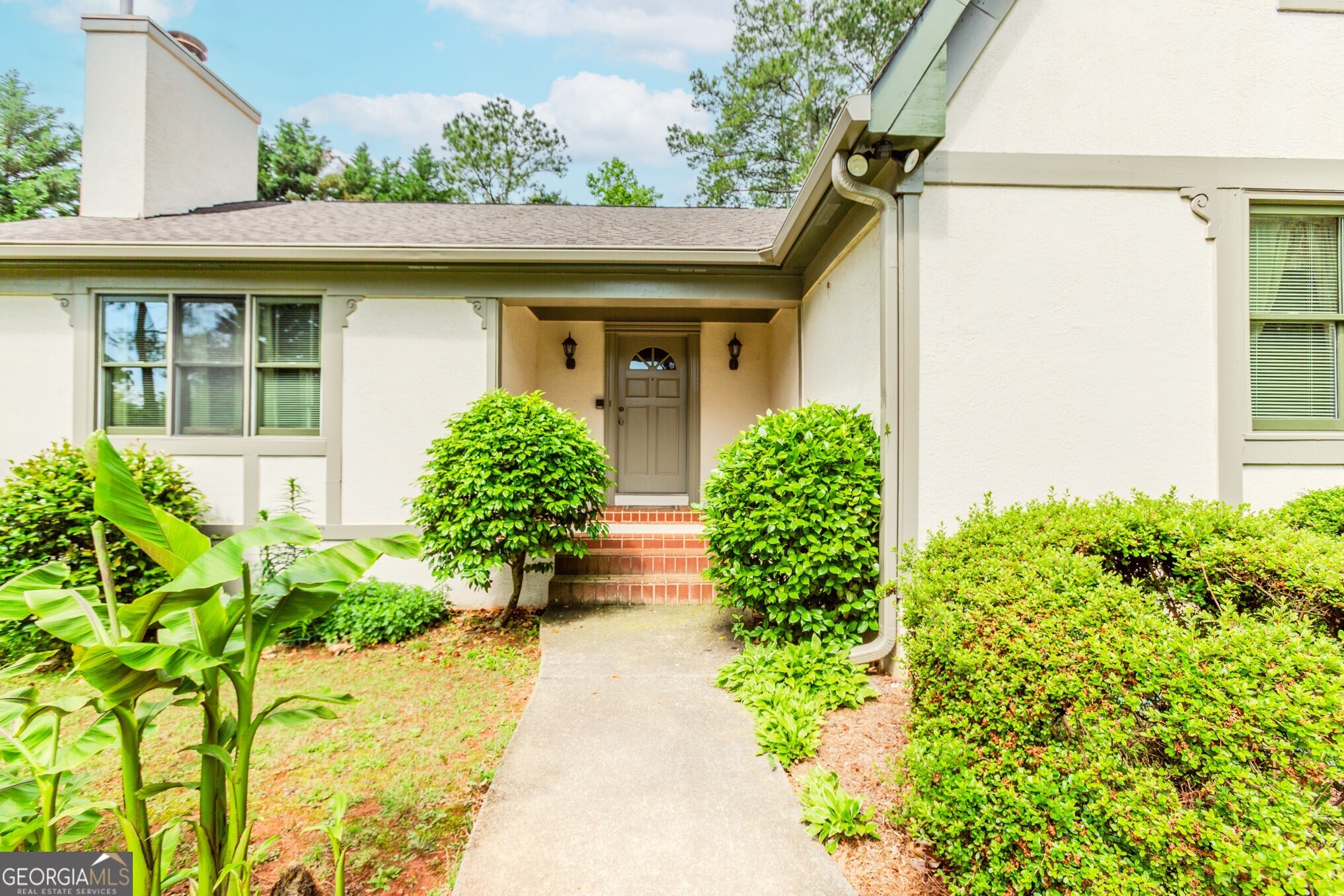529 Arnold RD