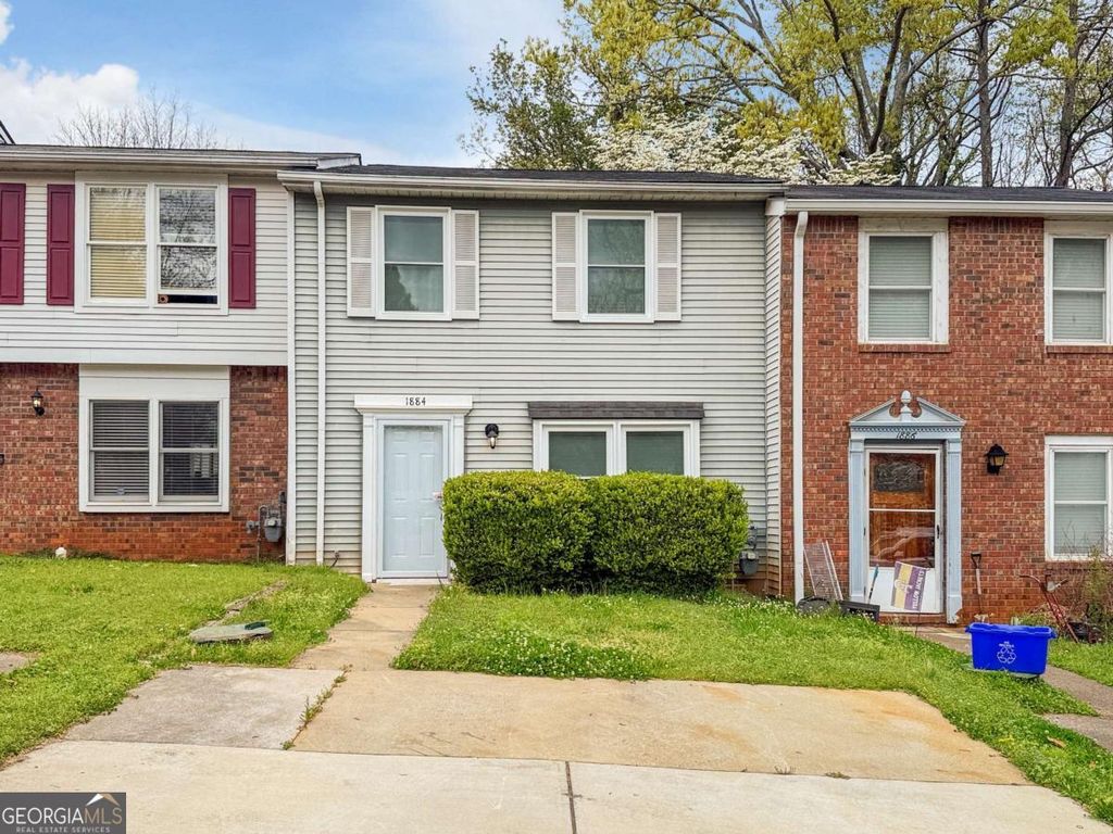 Photo of 1884 Shenandoah Vall Lane SE, Smyrna, GA 30080 (MLS # 10725139)