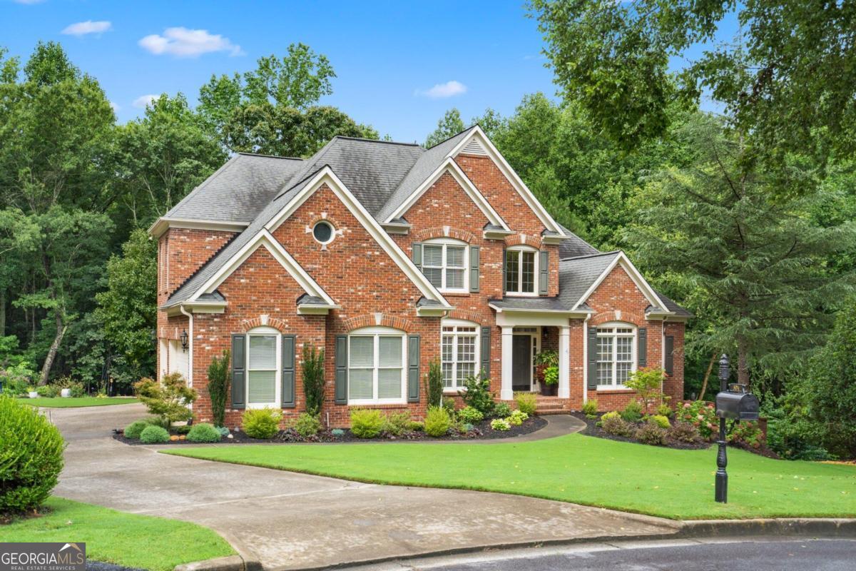 LAUREL BROOKE - Residential