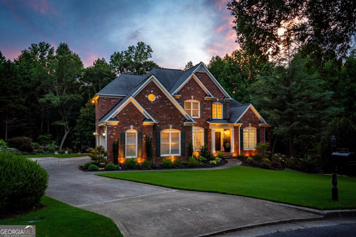 LAUREL BROOKE - Residential