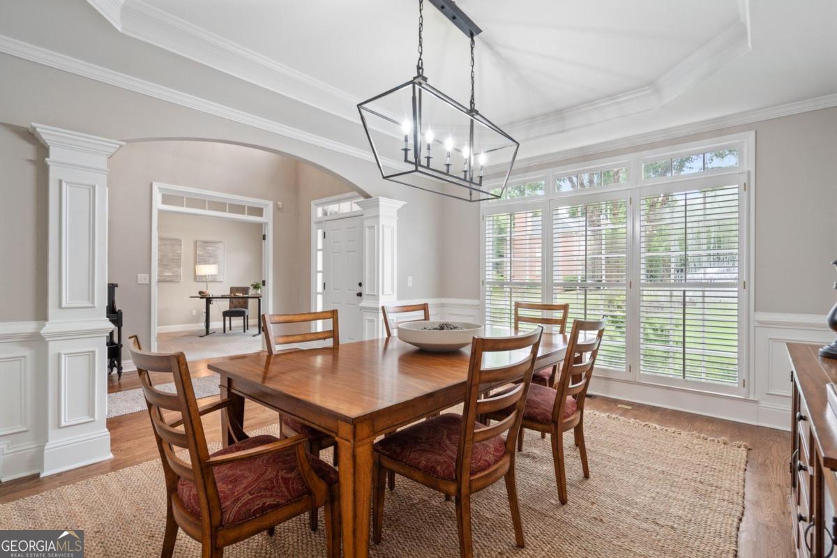 LAUREL BROOKE - Residential