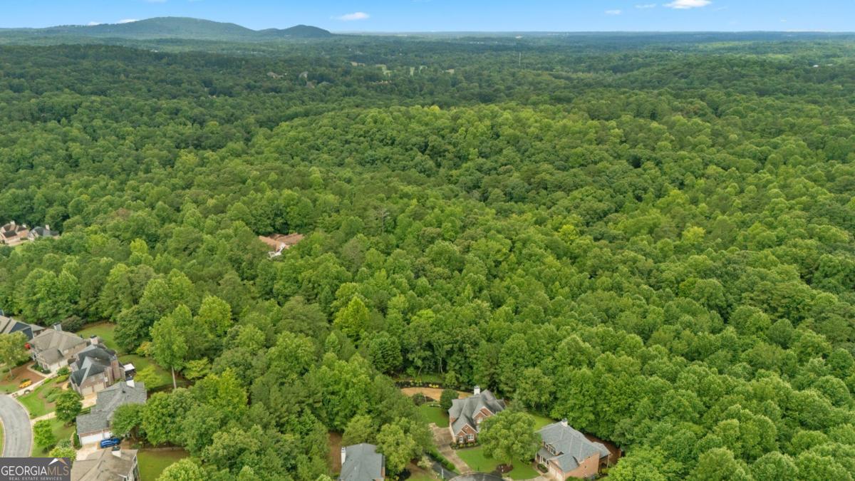 LAUREL BROOKE - Residential