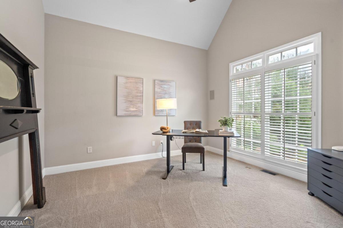 LAUREL BROOKE - Residential