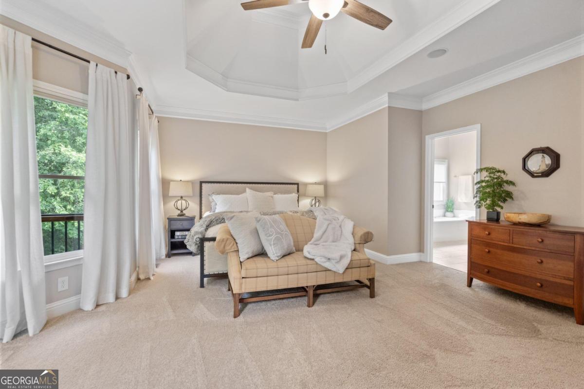 LAUREL BROOKE - Residential