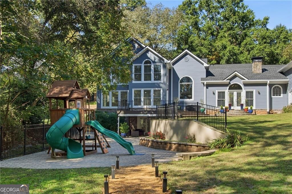5047 Nesbit Ferry LN