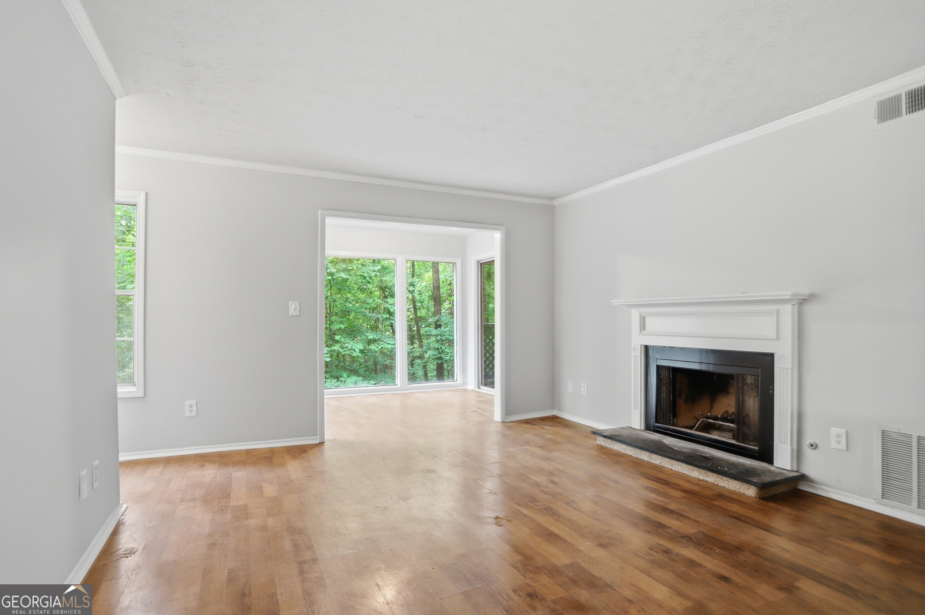 1201 Vicksburg PL