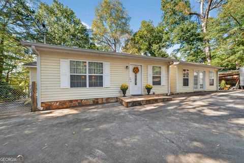 Photo of 130 W Daylight Drive, Eatonton, GA 31024 (MLS # 10642497)