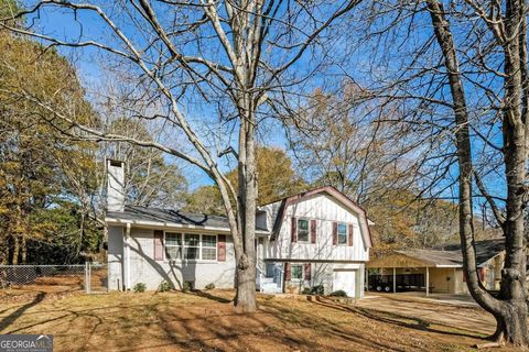 942 Majesty LN Morrow GA 30260