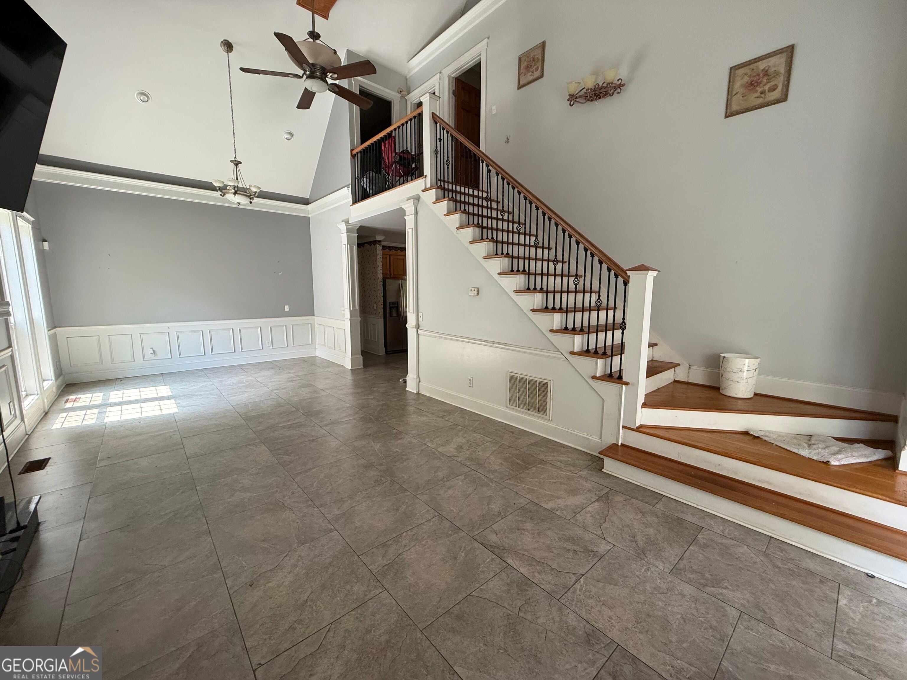 2324 Sheridan CT