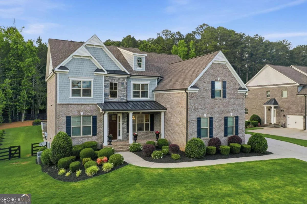 5475 Summit Oak Drive
