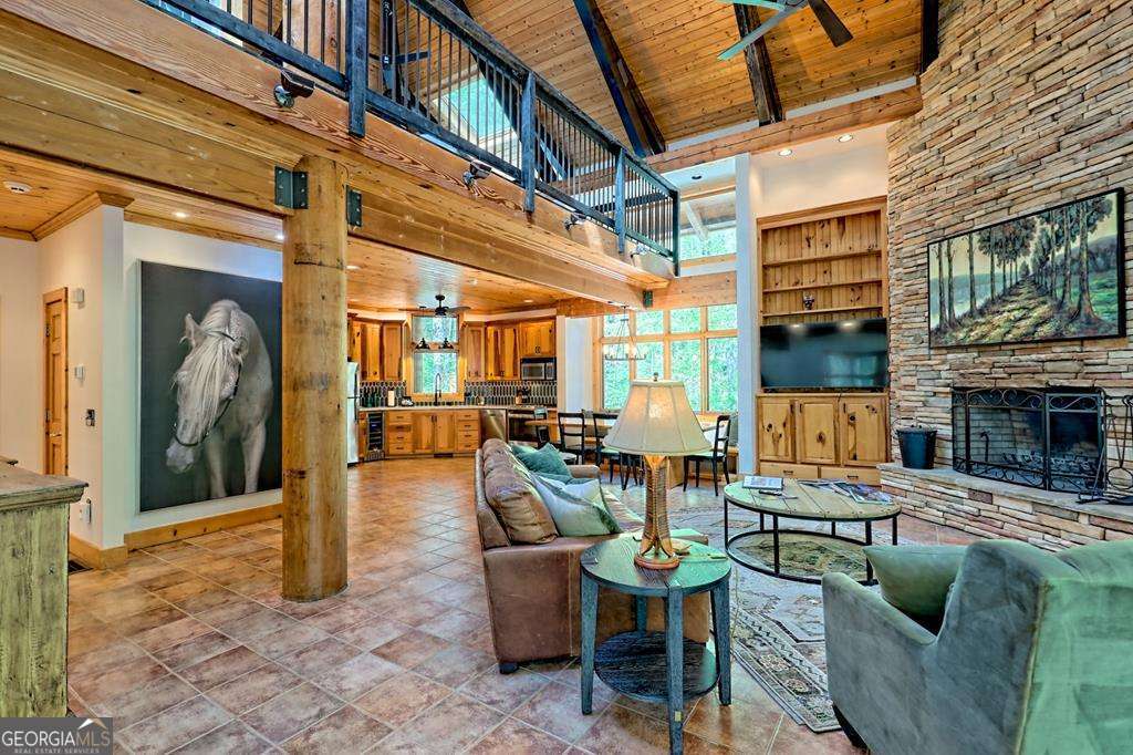 2839 Helton Creek RD
