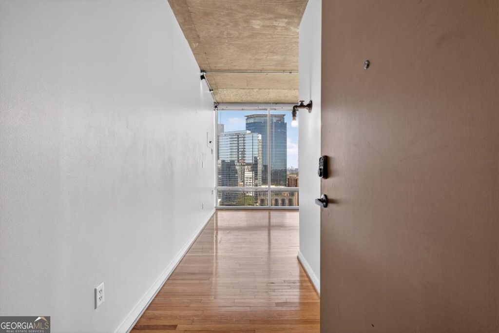 Photo of 943 Peachtree Street NE #1915, Atlanta, GA 30309 (MLS # 10765803)