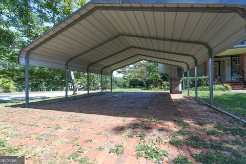 A home in Lagrange