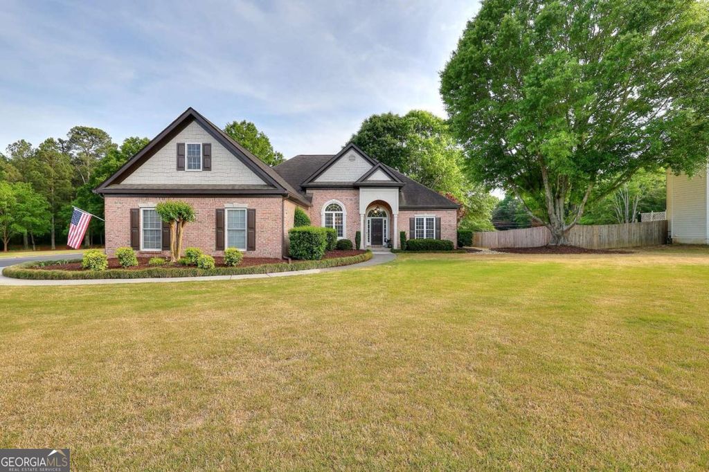 Photo of 2385 Amberbrook Lane, Grayson, GA 30017 (MLS # 10740585)