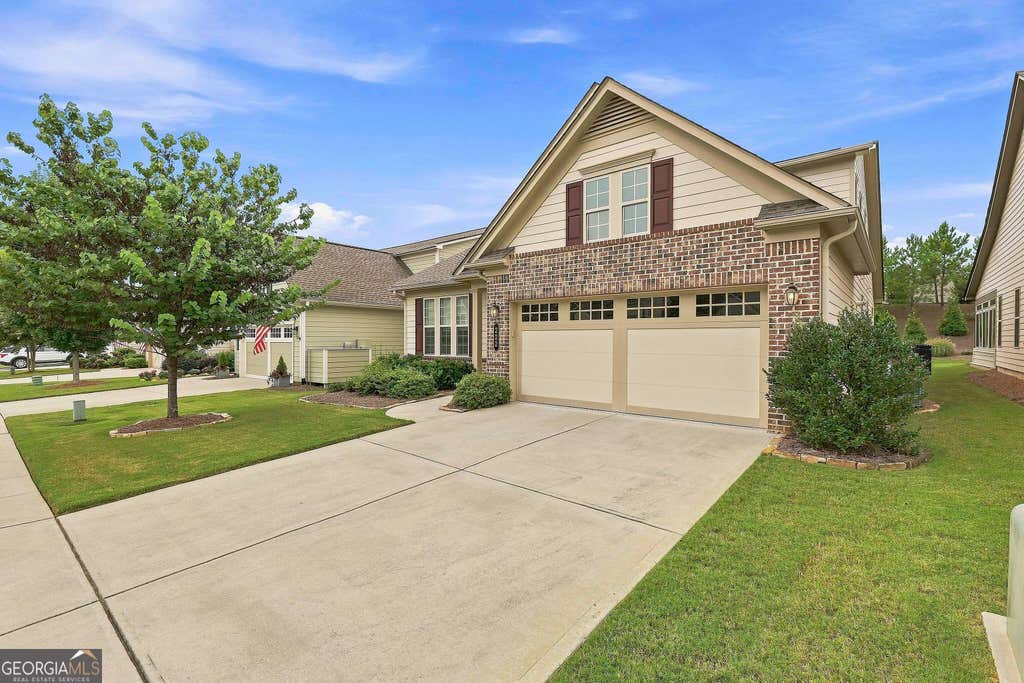 Photo of 222 Silver Maple Court, Peachtree City, GA 30269 (MLS # 10821223)