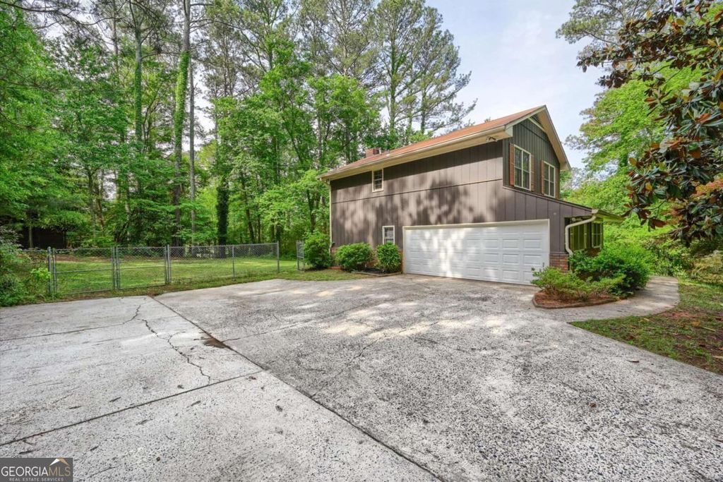 Photo of 2245 Birmingham Road, Alpharetta, GA 30004 (MLS # 10761519)