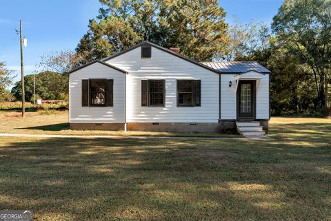Photo of 90 County Farm Road, Jefferson, GA 30549 (MLS # 10630101) Photo of 90 County Farm Road, Jefferson, GA 30549 (MLS # 10630101)