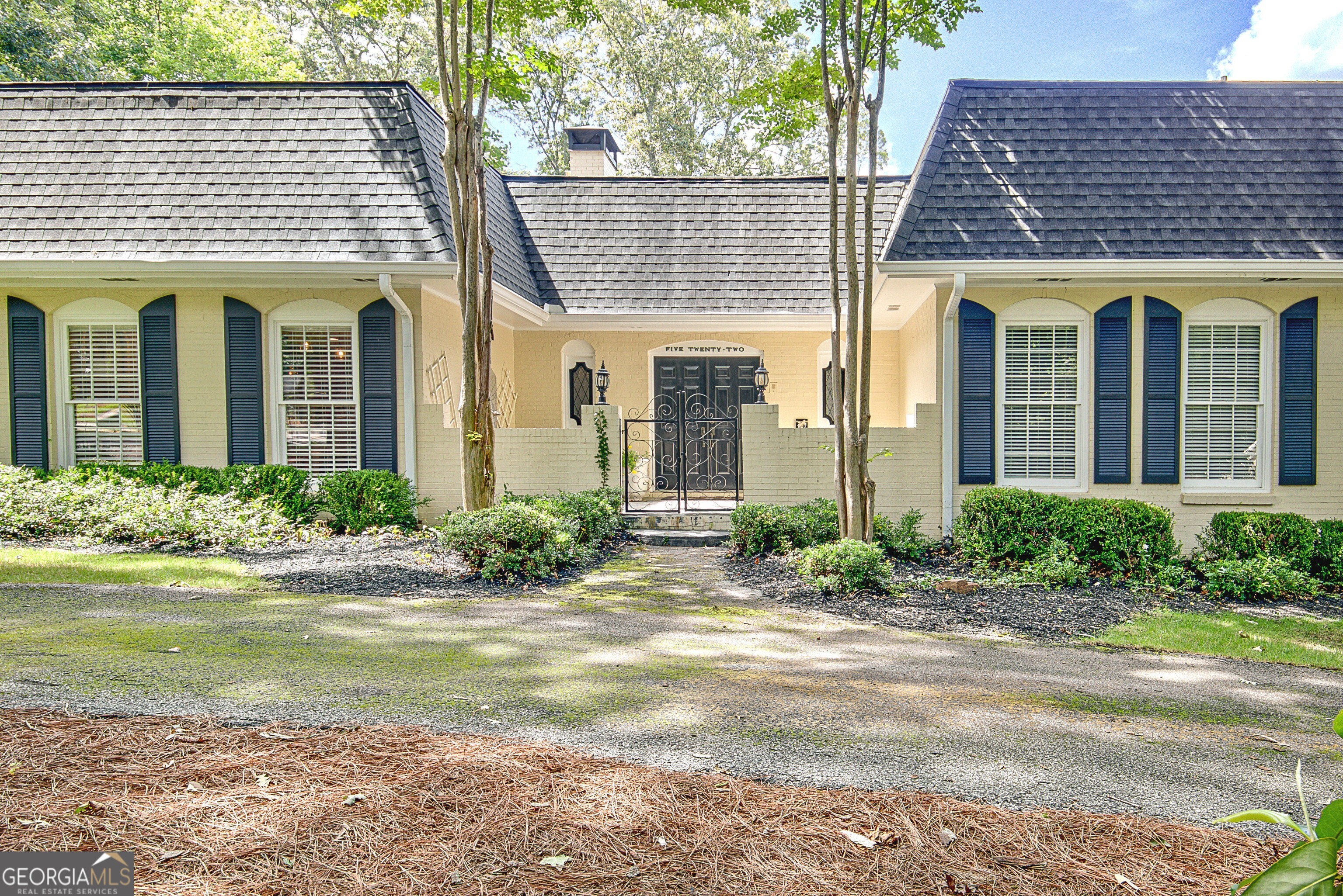 522 Golfview