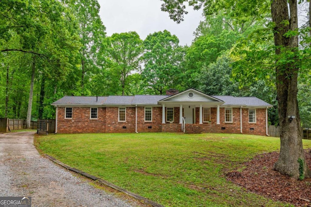 Photo of 4242 Cascade Road SW, Atlanta, GA 30331 (MLS # 10670541)