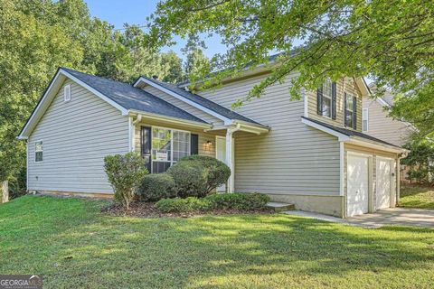 A home in Ellenwood