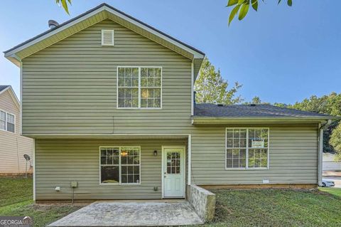 A home in Ellenwood