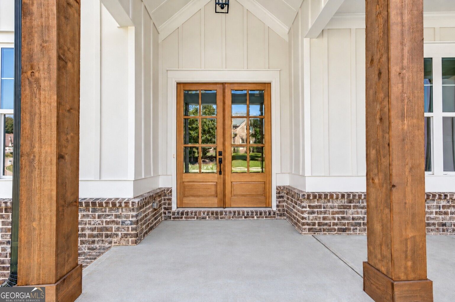 3983 MEADOWLAND DR