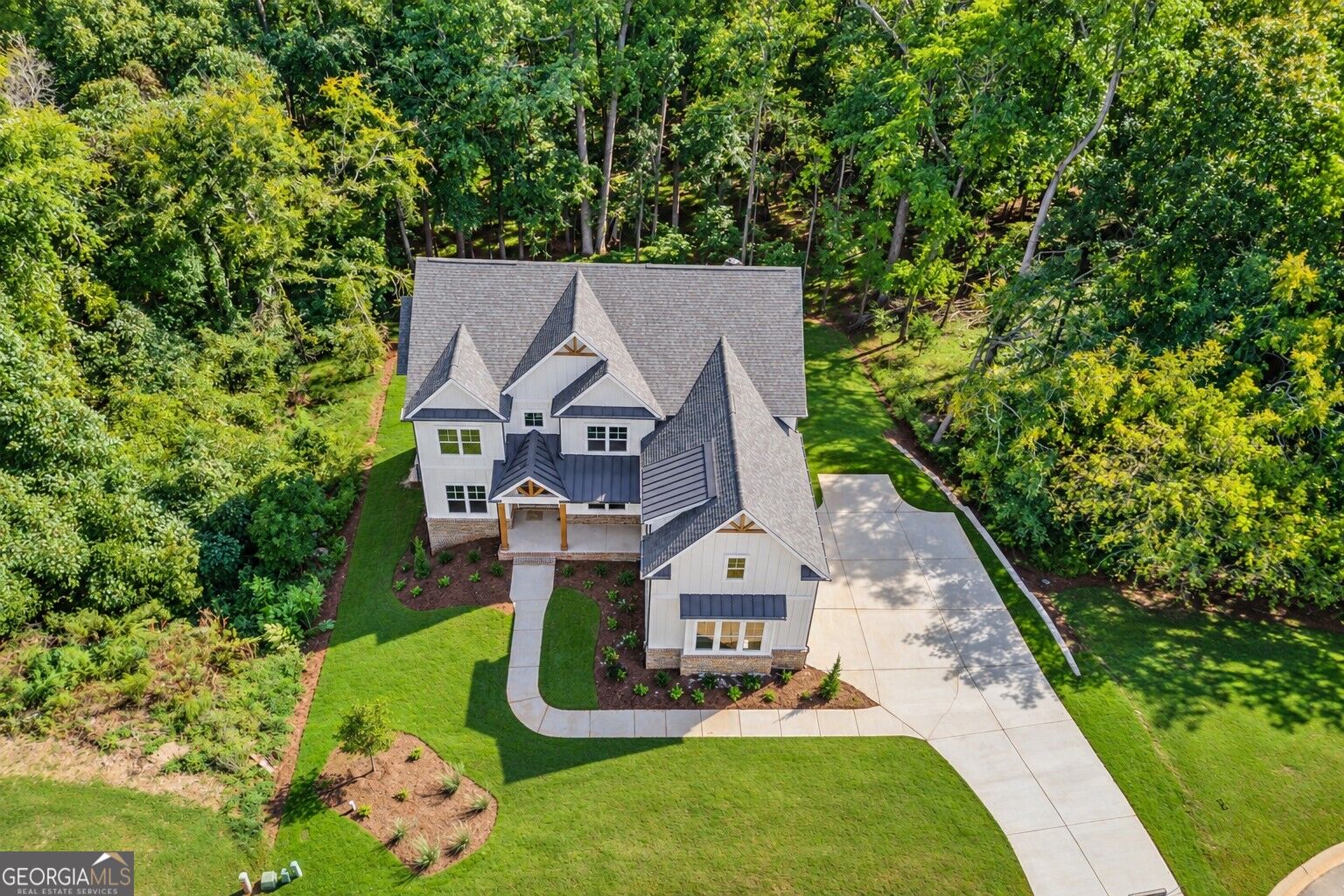 3983 MEADOWLAND DR