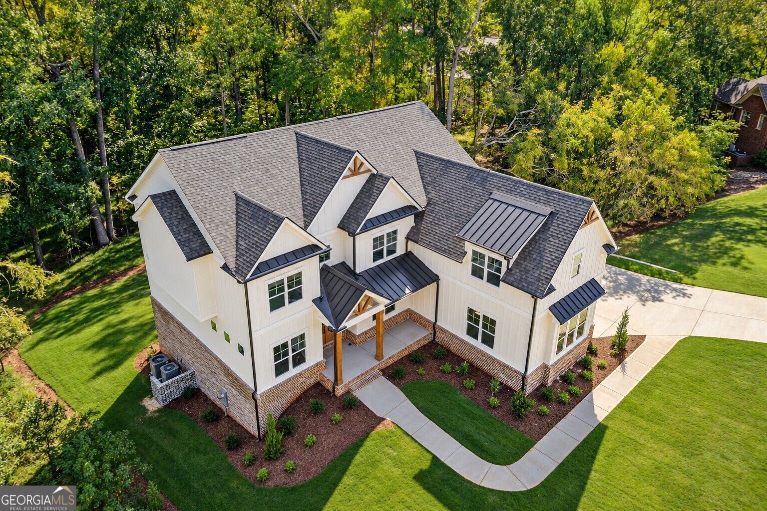 3983 MEADOWLAND DR