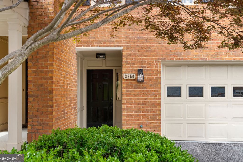 Photo of 3550 Vinings Ridge Court, Atlanta, GA 30339 (MLS # 10729544)