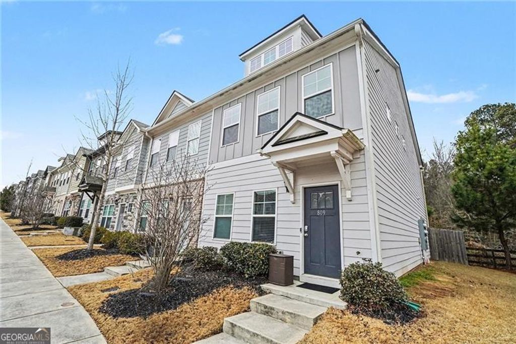 Photo of 809 Ambient Way SW, Atlanta, GA 30331 (MLS # 10706350)