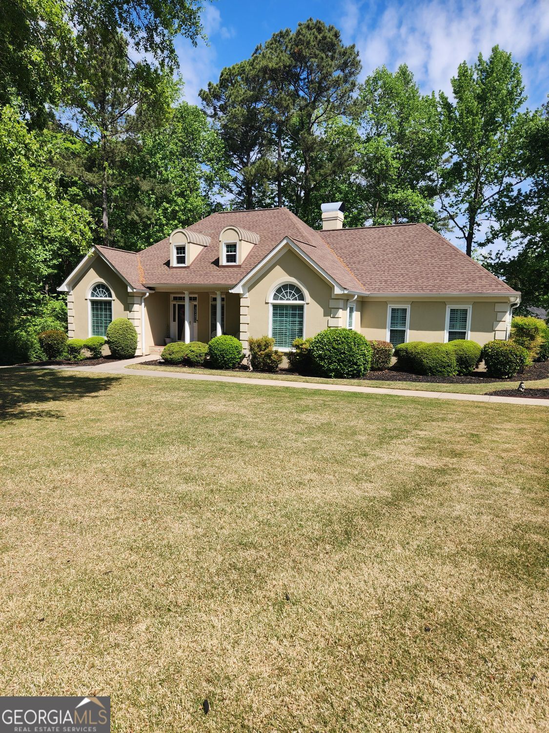7266 Oak Arms DR