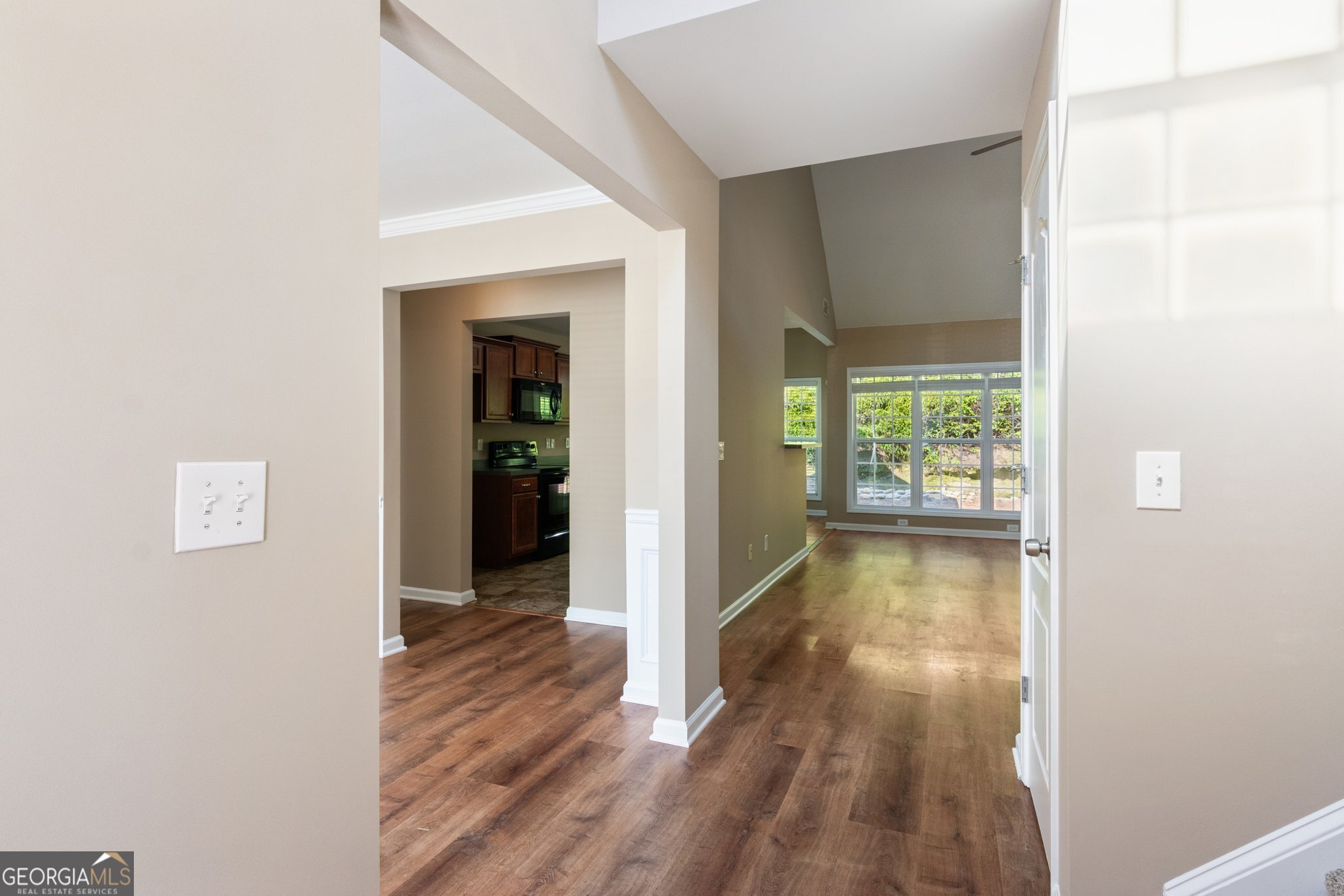 2818 Suttonwood WAY