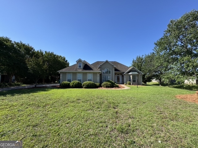 312 Twelve Oaks DR
