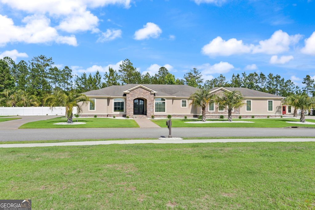 Photo of 240 Belmont Circle, Brunswick, GA 31525 (MLS # 10770779)