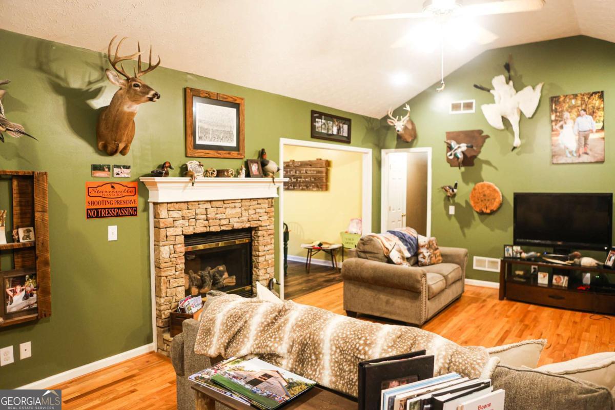 1665 Jackson Lake RD