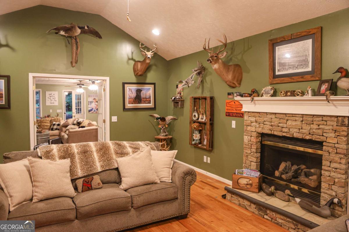 1665 Jackson Lake RD