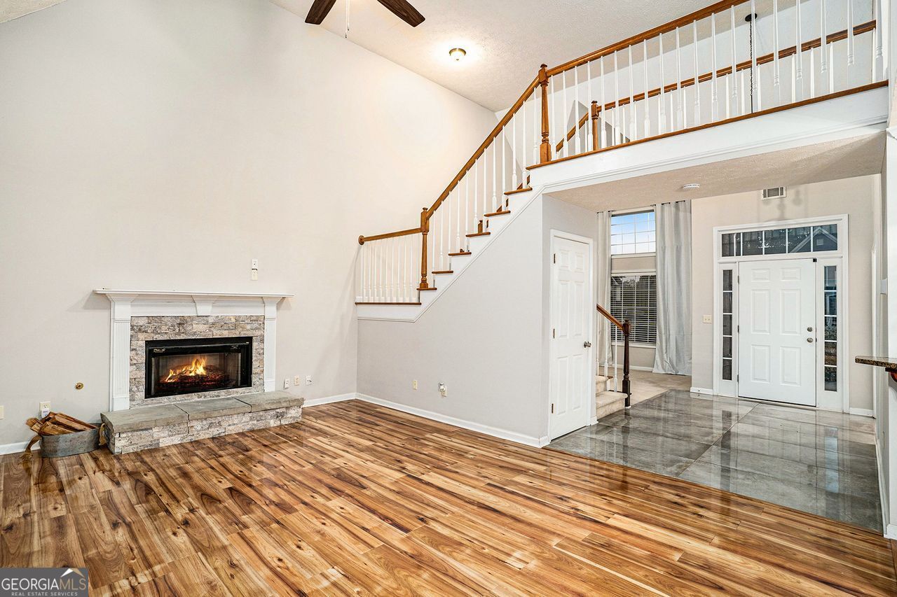 Westchester Lakes Ph B4 - Residential