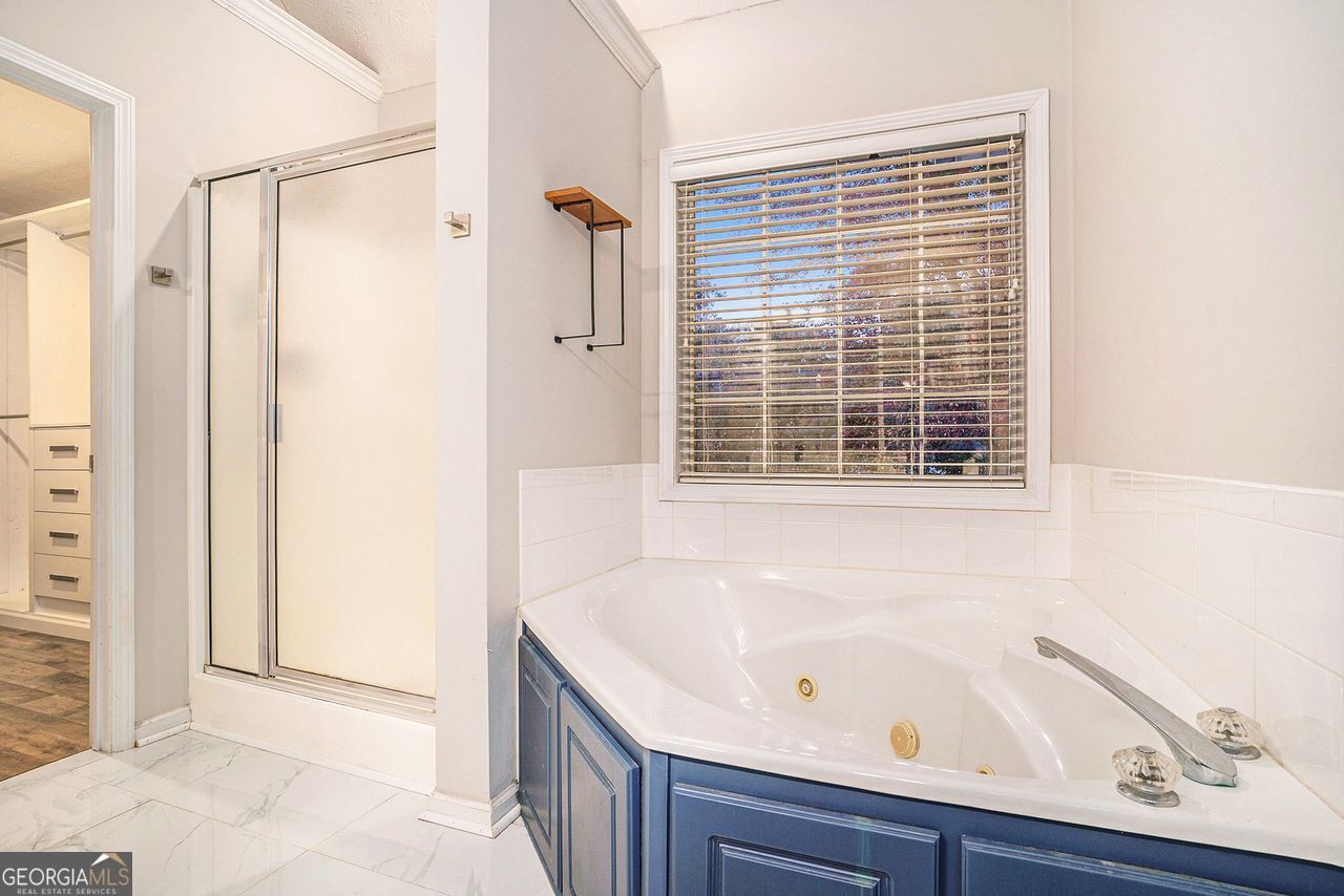 Westchester Lakes Ph B4 - Residential