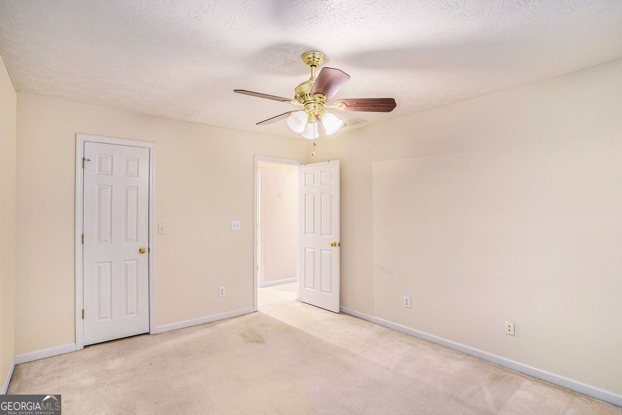 Westchester Lakes Ph B4 - Residential