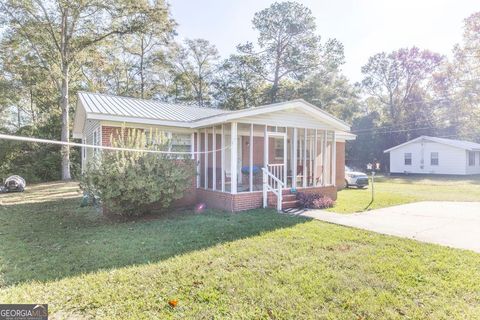 A home in Hawkinsville