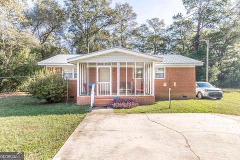 A home in Hawkinsville