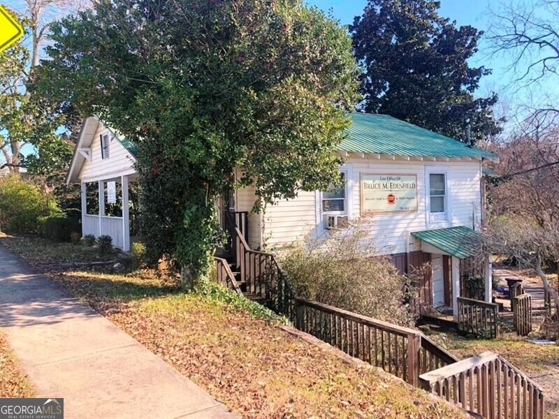 232 Main ST E