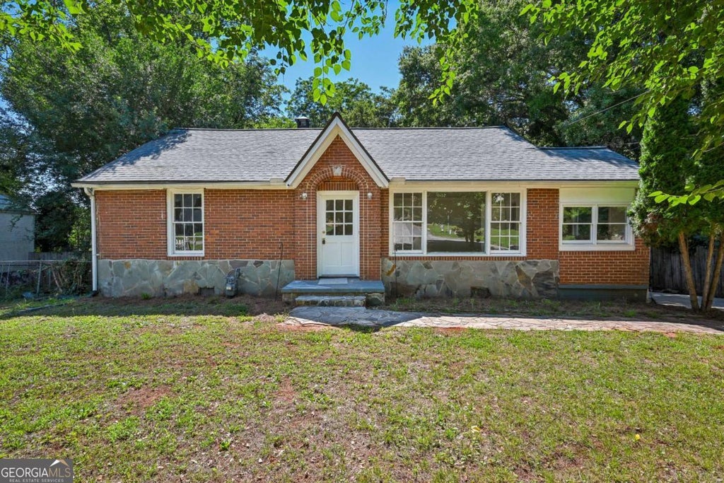 Photo of 523 Ashburton Avenue, Decatur, GA 30032 (MLS # 10783637)
