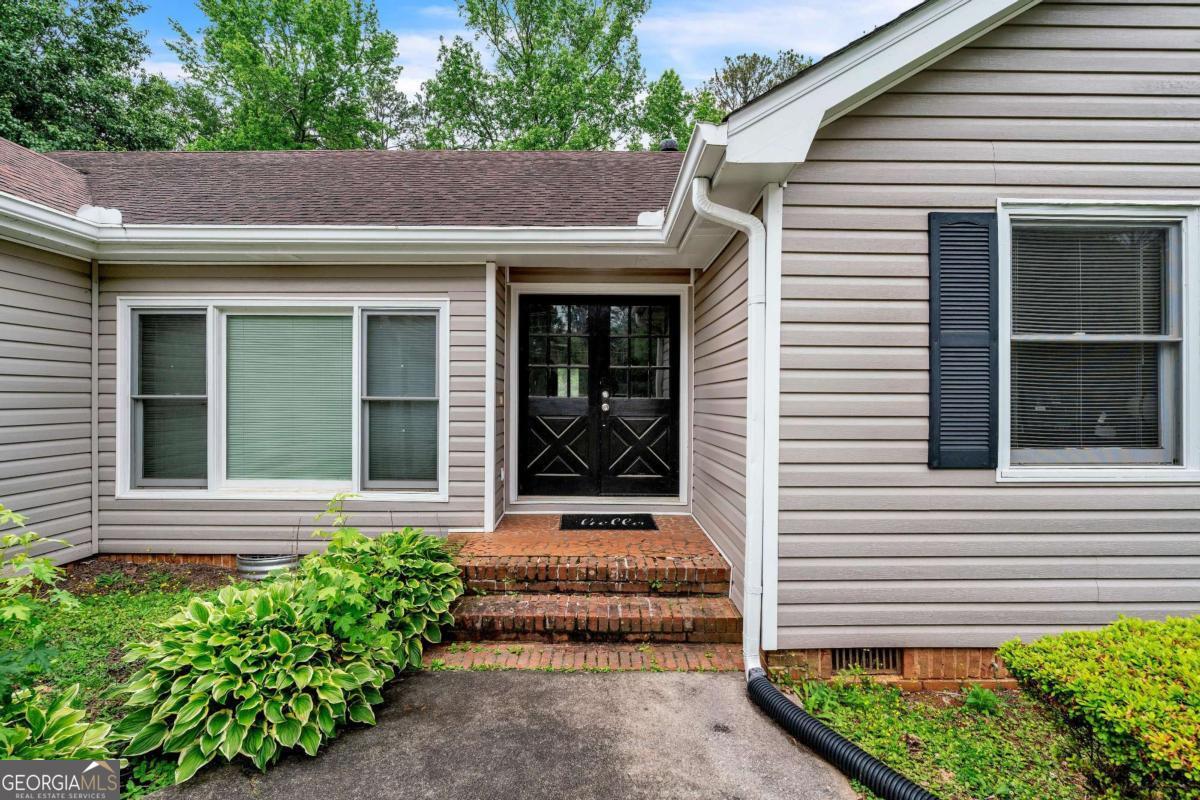 3333 Old Salem RD SE