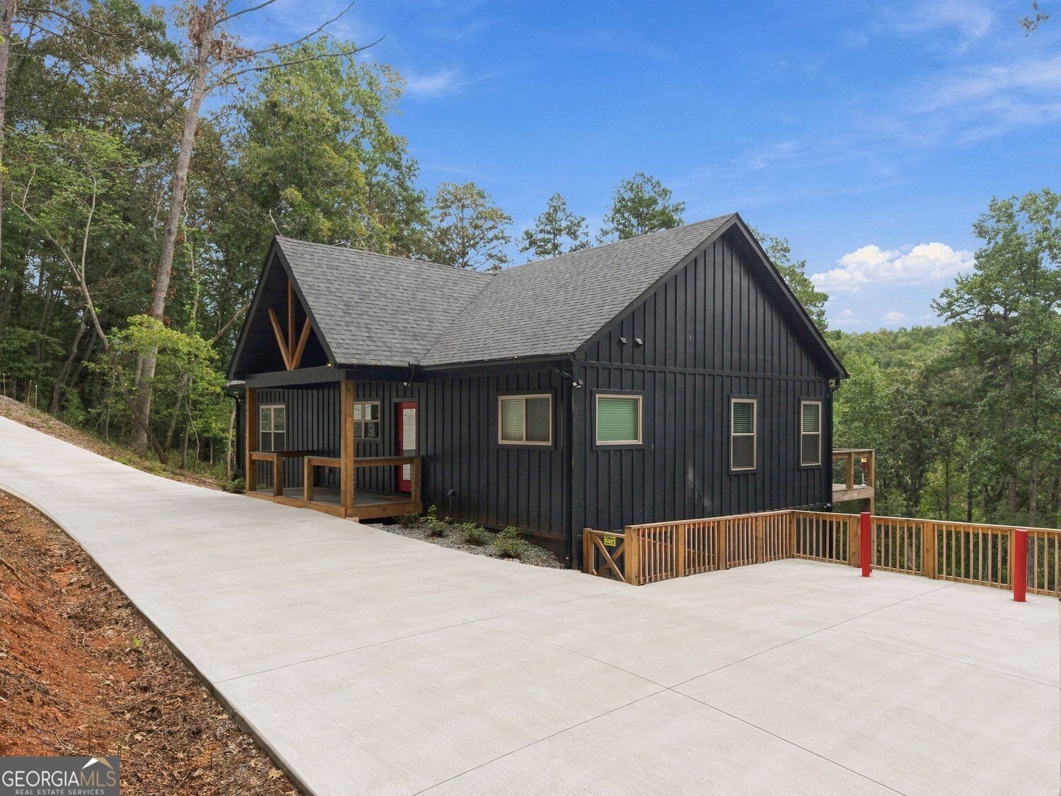212 Slick Hickory WAY