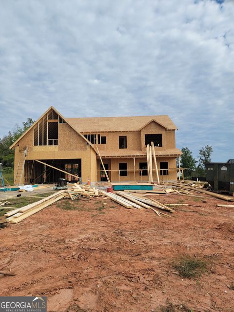 A home in Newnan