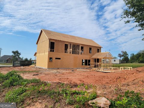 A home in Newnan