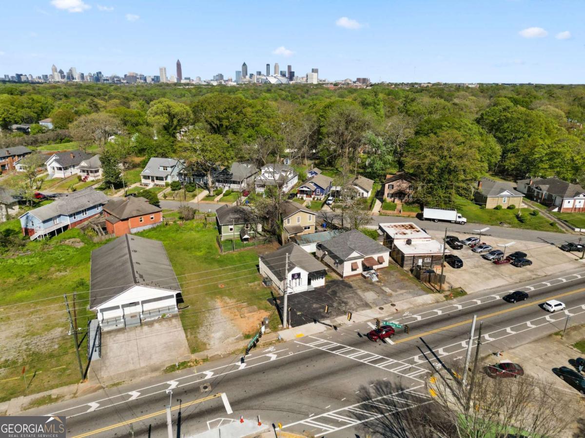 1583 Ralph David Abernathy BLVD SW